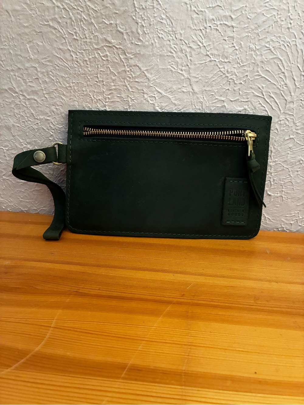 Portland Leather Goods Adriana Pouch Wristlet Dark Green